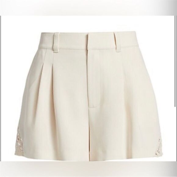 Cinq à Sept NWT Corinna Crochet Lace Shorts in Light Plaster Size 8 MSRP $345 - Picture 6 of 10
